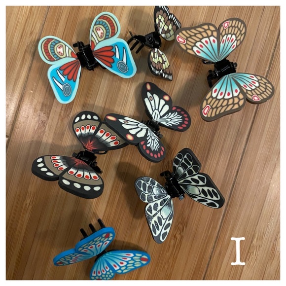 Seven Butterfly Claw Hair Clips - Picture 11 of 11